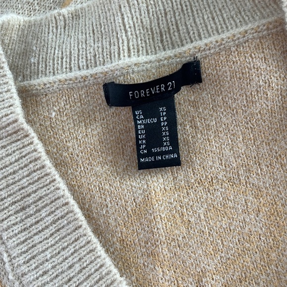 Smiley Face Sweater From Forever 21 - Picture 4 of 4